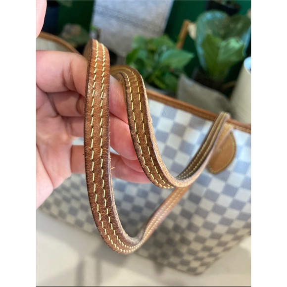 *SOLD* Louis Vuitton Neverfull MM - Picture 10 of 11